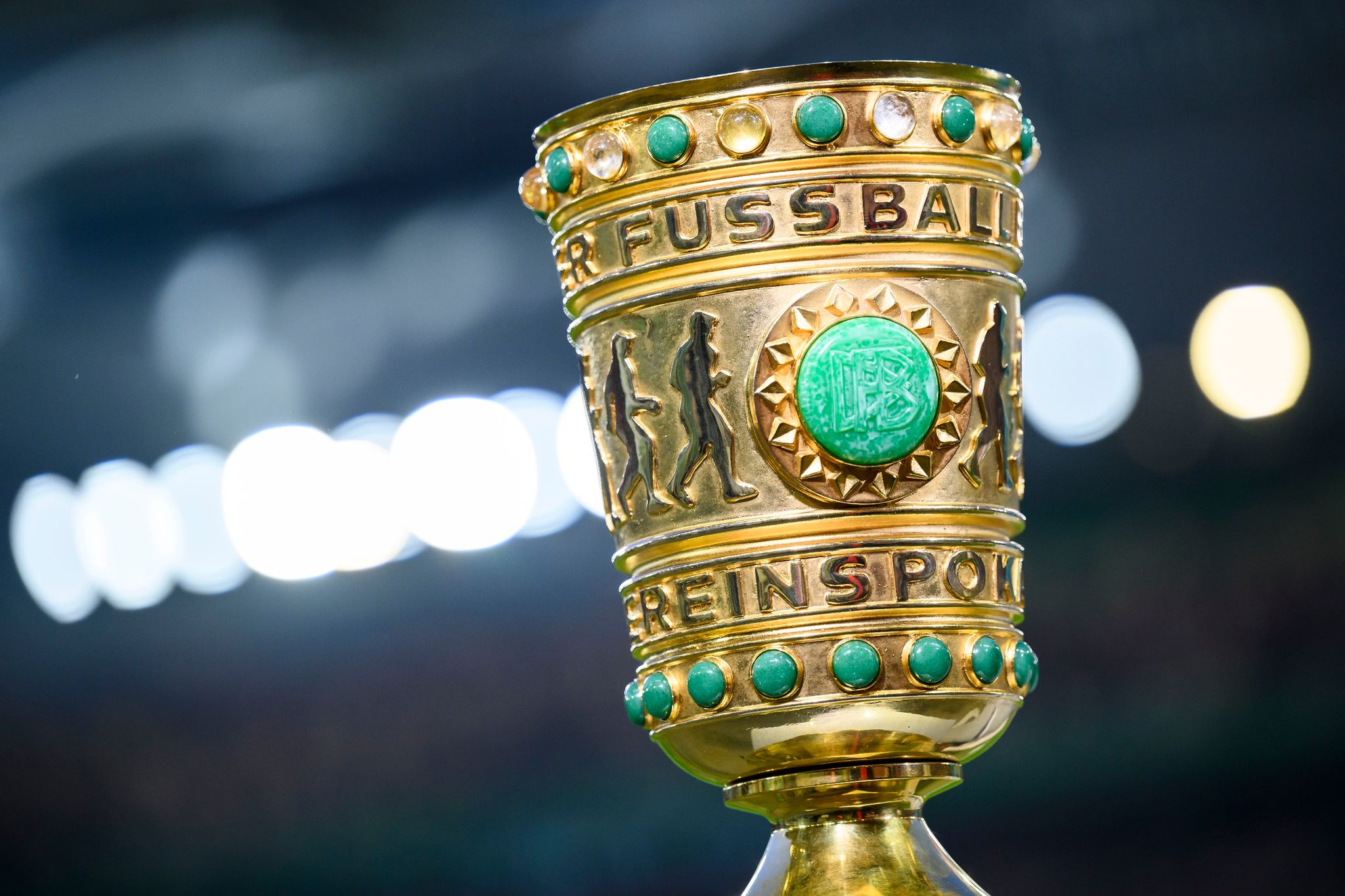 Der Weg Ins Finale Nach Berlin Ist Auch Finanziell Attraktiv Für Die Clubs.