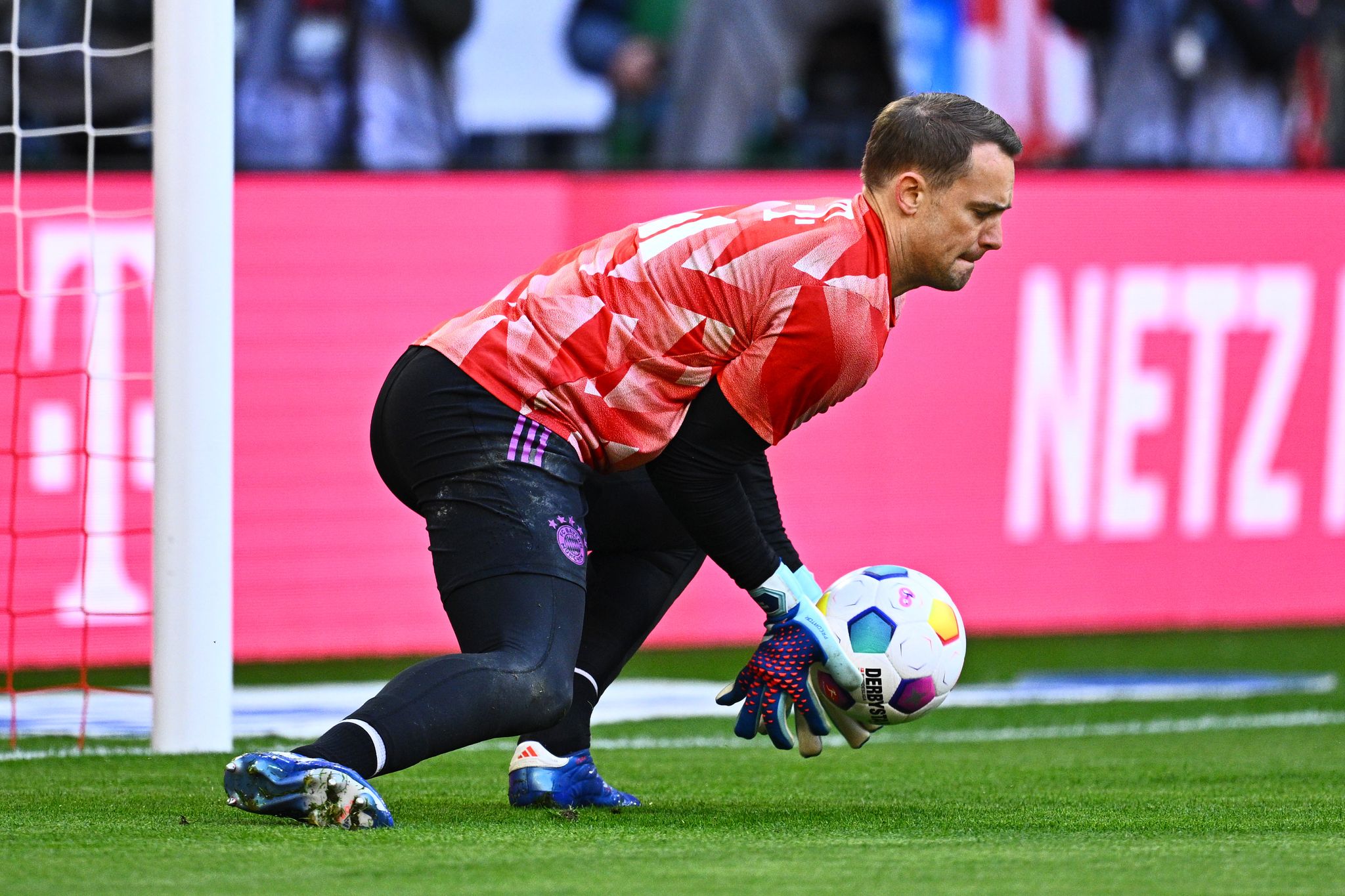 Das DFB-Comeback Von Torwart Manuel Neuer Soll Sich Noch Verzögern.