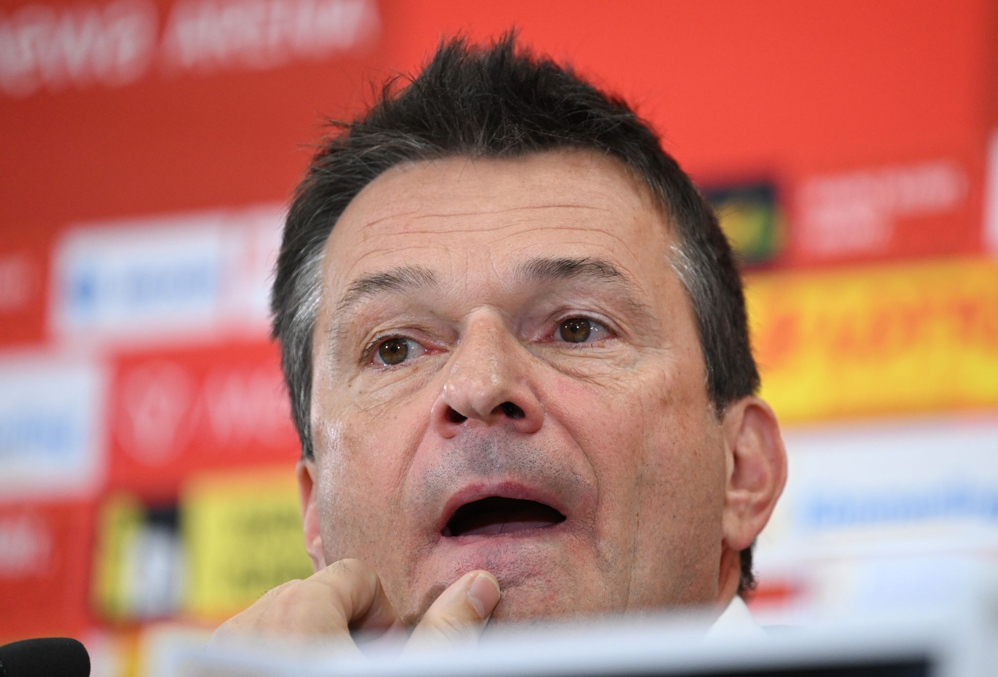 Sportvorstand Christian Heidel Hatte Die Beiträge Von Anwar El Ghazi Als «höchst Politisches Thema» Bezeichnet.