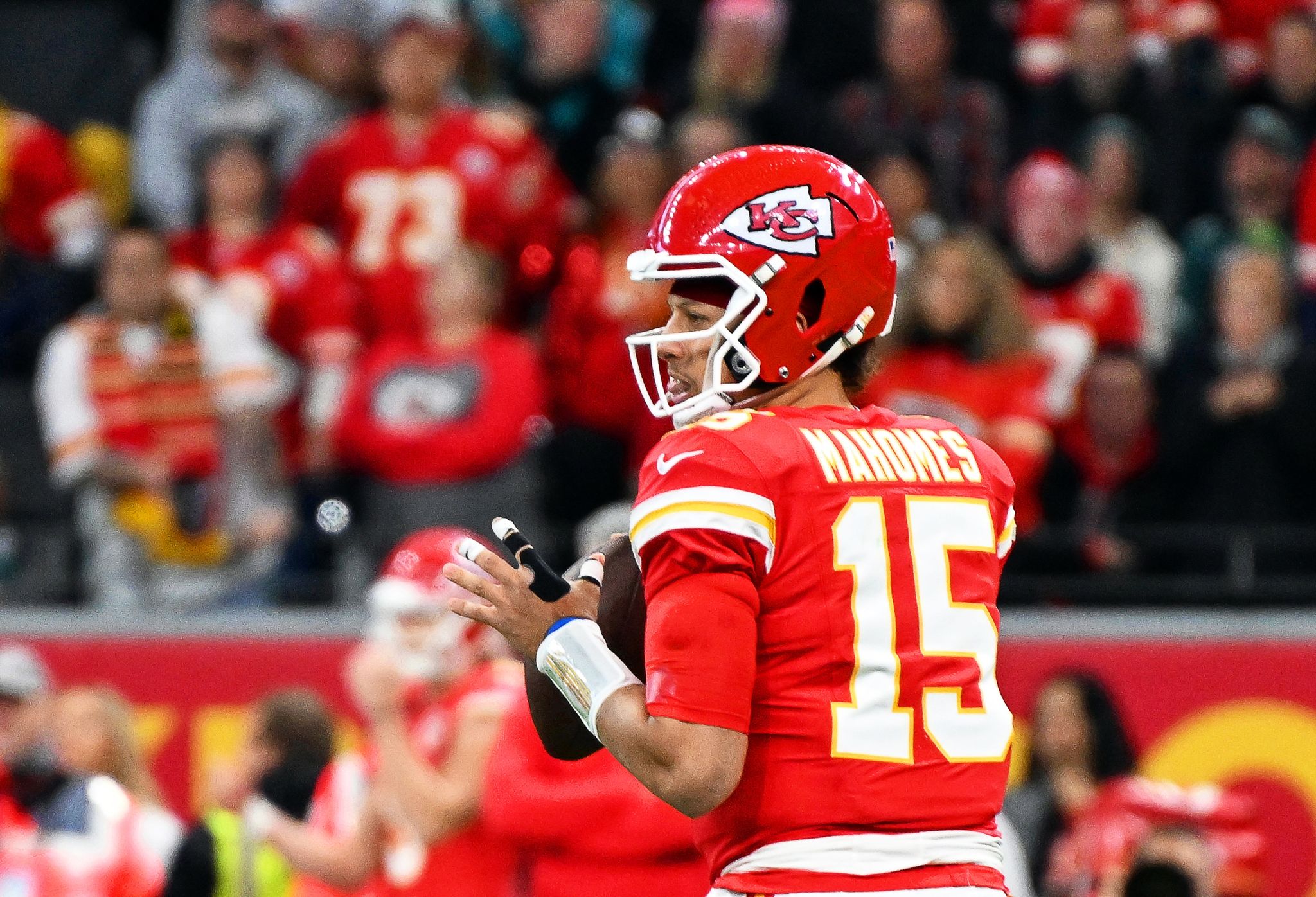 Quarterback Patrick Mahomes Führte Kansas City Gegen Miami Zum Sieg.