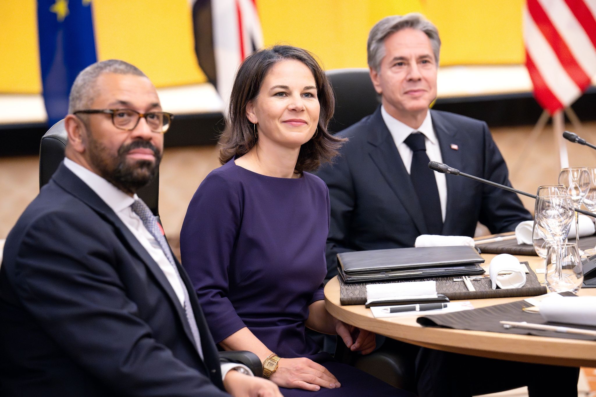 G7-Treffen In Tokio: Bundesaußenministerin Annalena Baerbock Zwischen Ihren Amtskollegen James Cleverly (l, Großbritannien) Und Antony J. Blinken (USA).