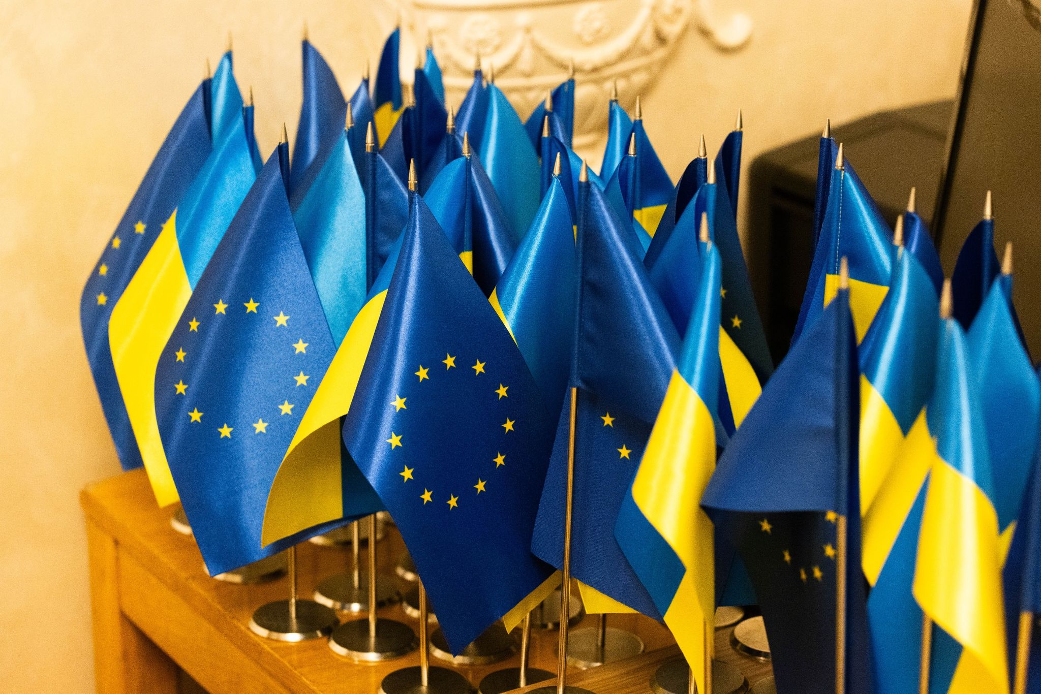 Im Eiltempo Zur EU? Von Der Leyen Legt Ukraine-Bericht Vor