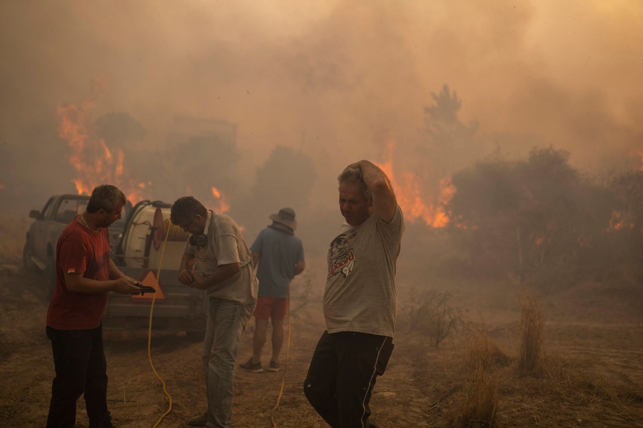 Die Bilder Der Brände Auf Rhodos Gingen Um Die Welt.