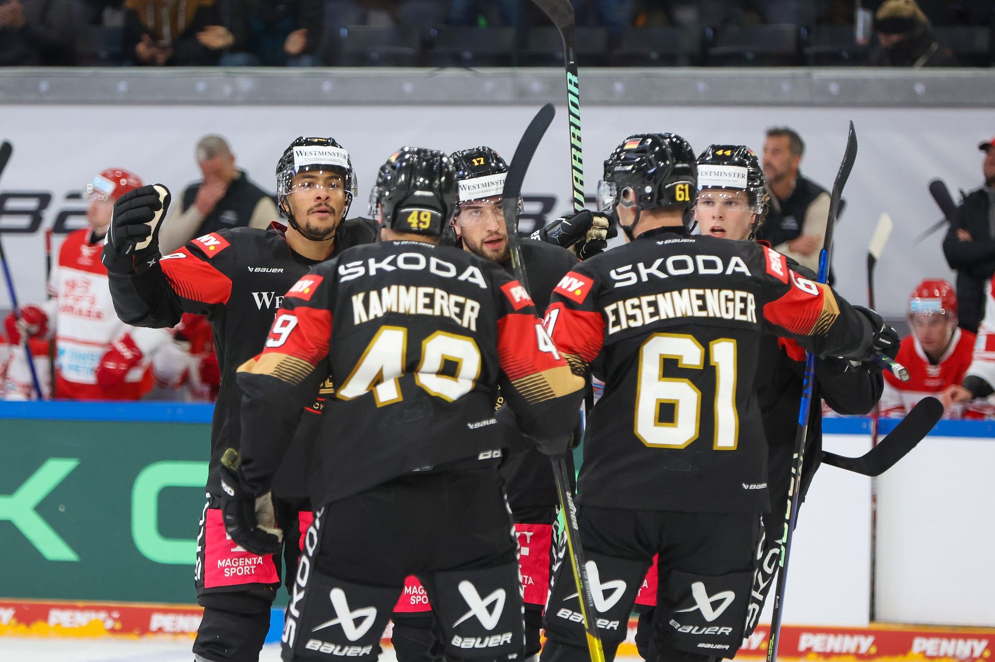 Das DEB-Team Startete Mit Einem Sieg In Den Deutschland Cup.