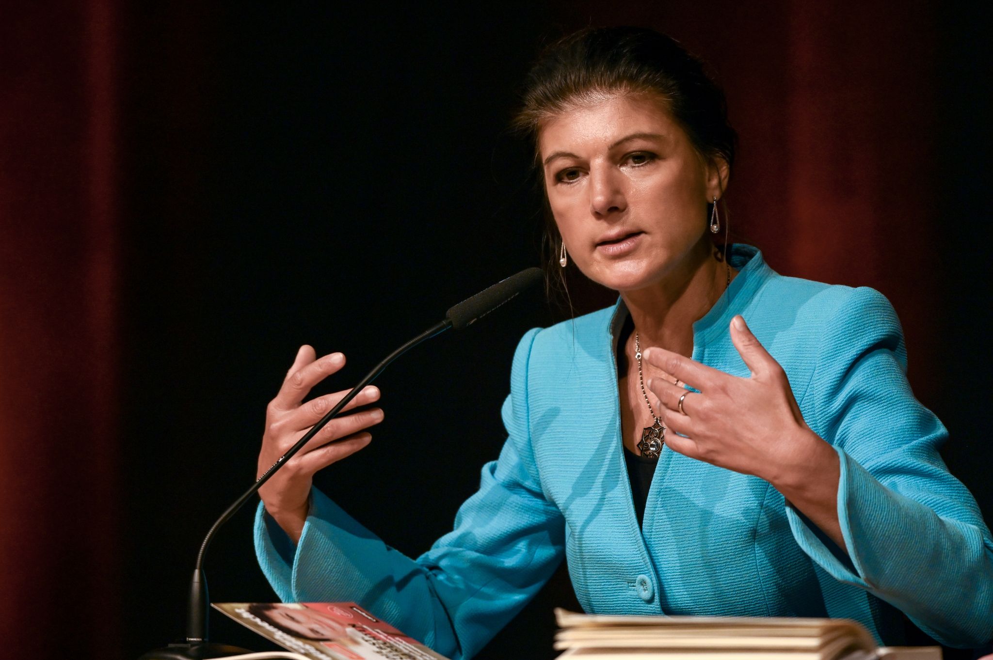 Im Oktober Aus Der Linken Ausgetreten Und Bereitet Die Gründung Einer Eigenen Partei Vor: Sahra Wagenknecht.