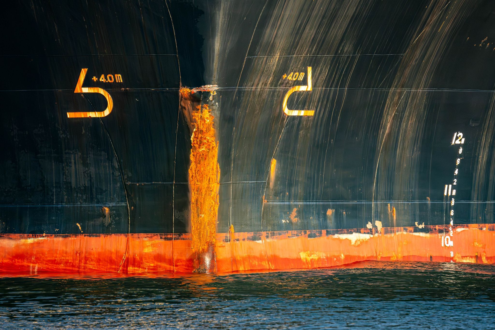 Der Rumpf Vom Frachtschiff «Polesie».