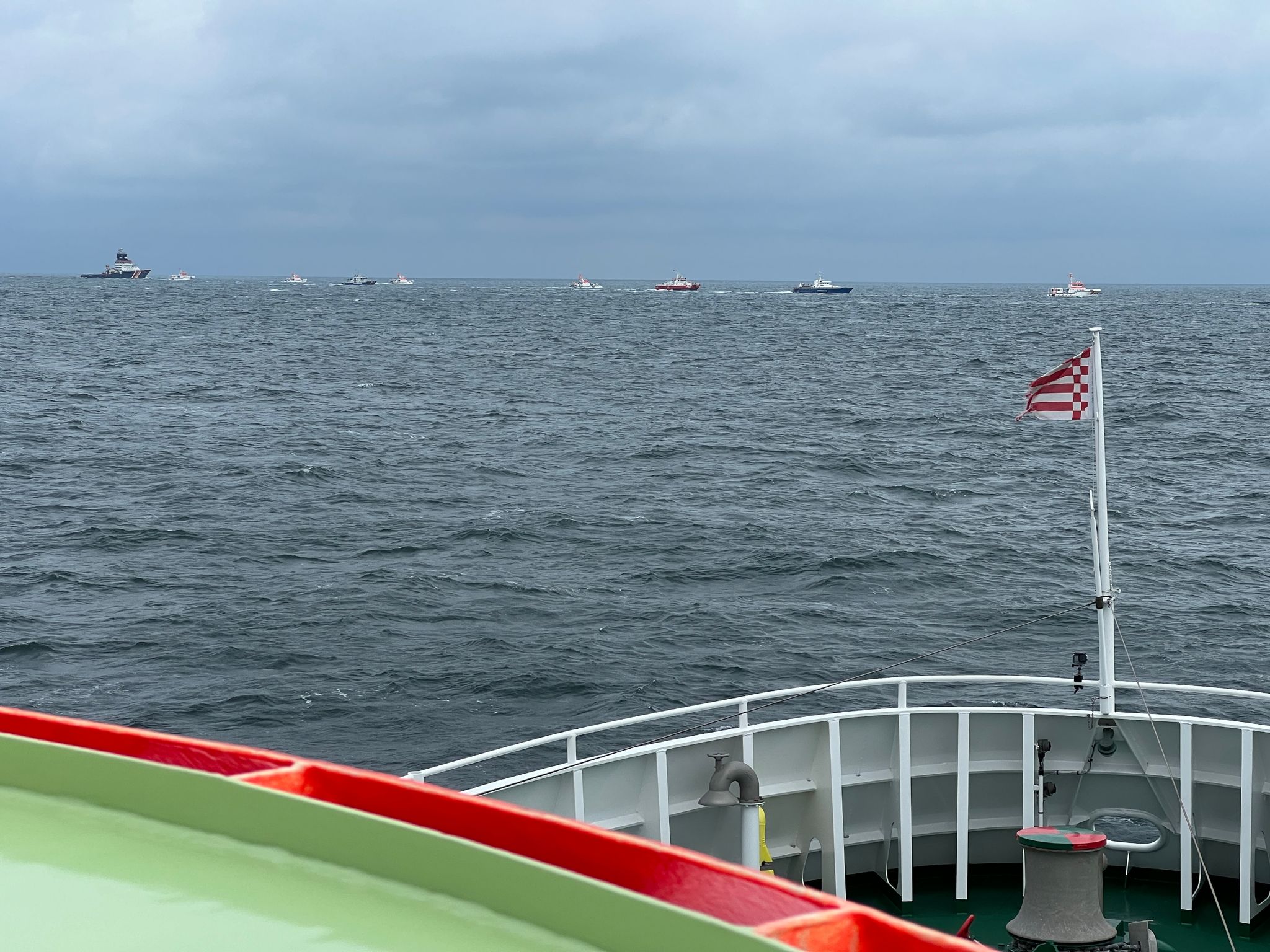 Blick Auf Das Meer Von Einem Rettungsschiff.