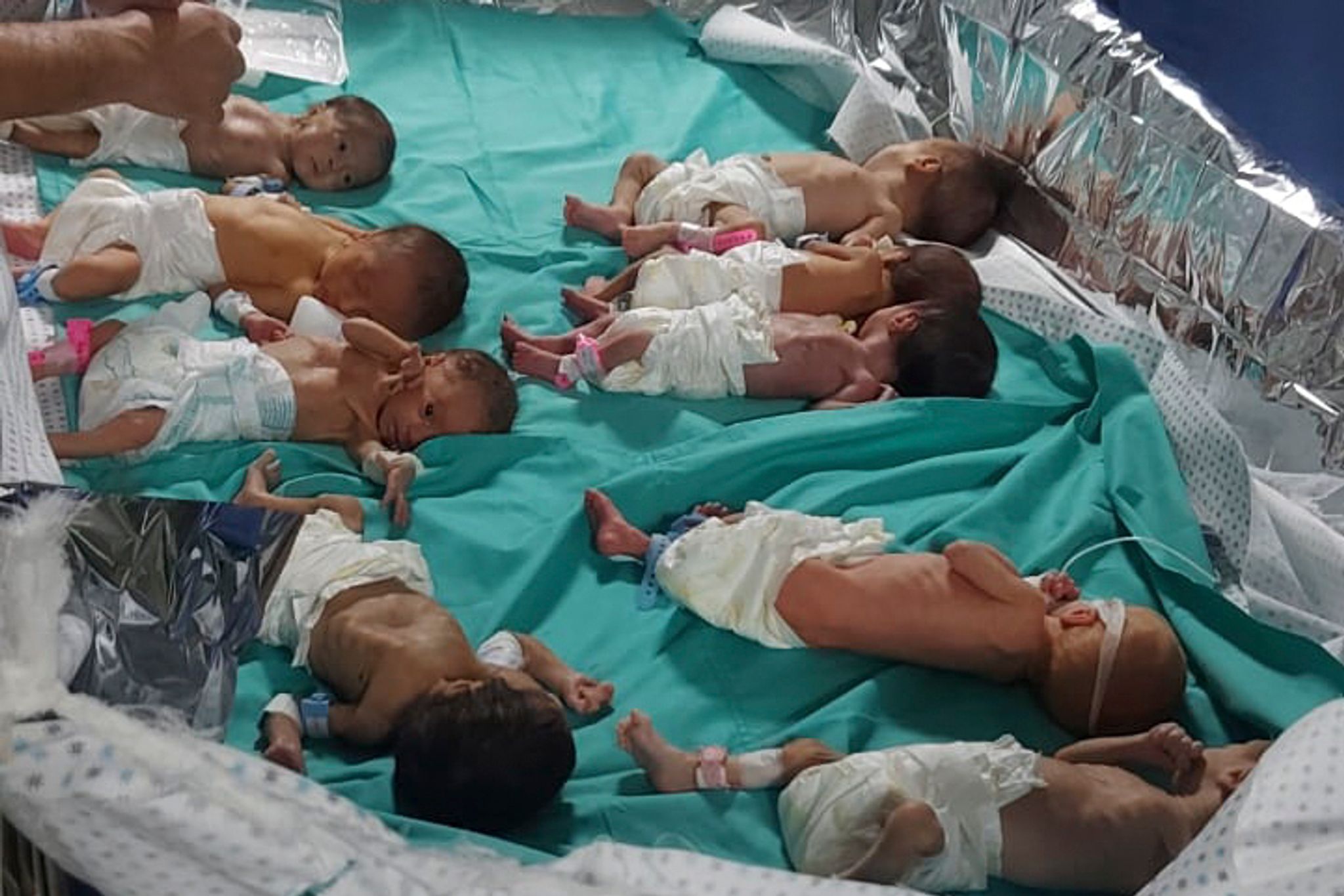 Das Foto Zeigt Zu Früh Geborene Palästinensische Babys Im Schifa-Krankenhaus.