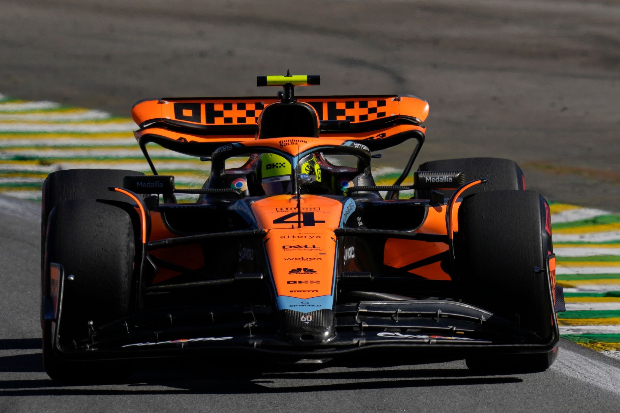 Bereitet Sich Auf Die Kälte In Las Vegas Vor: Lando Norris.