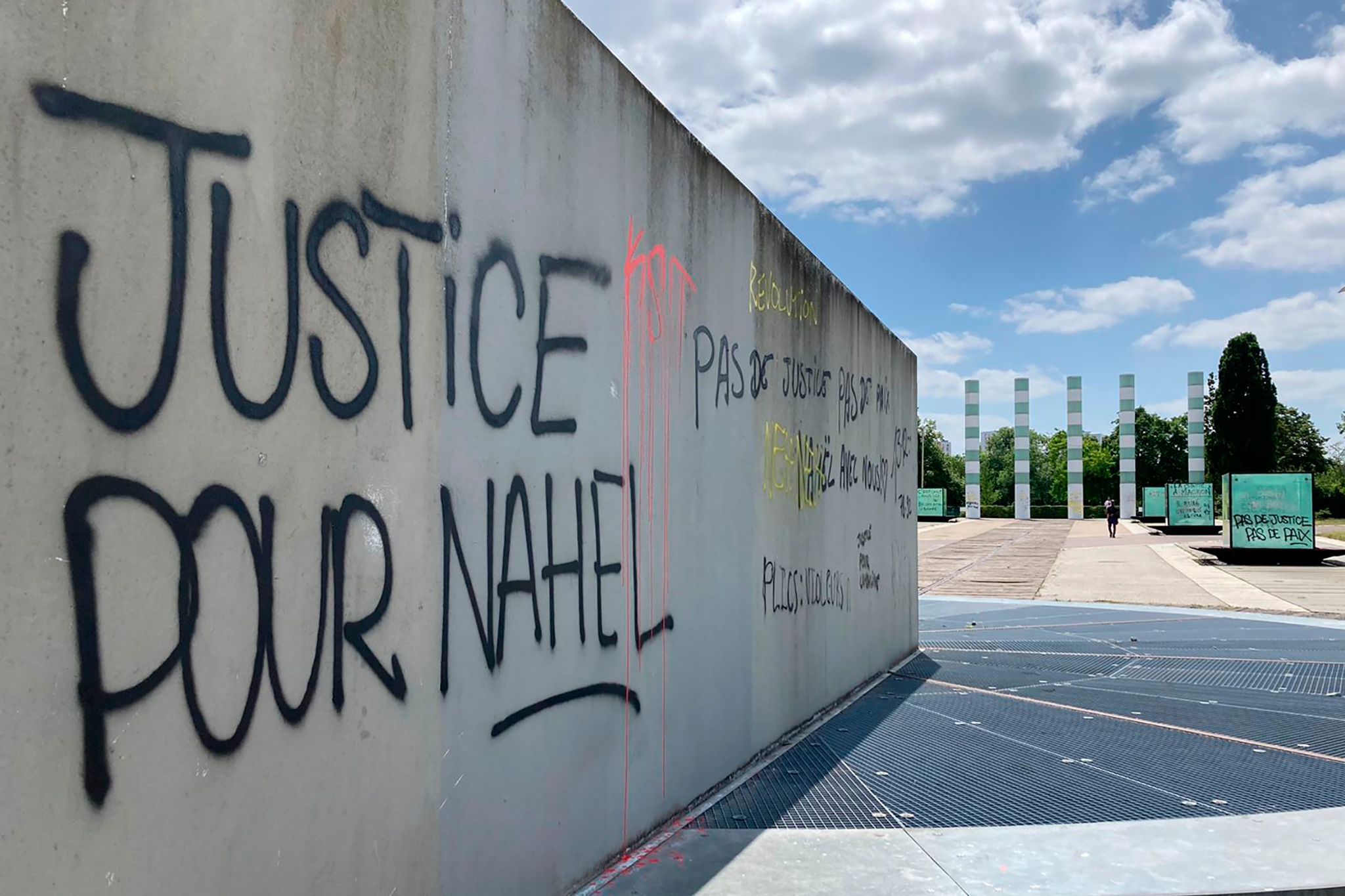Ein Graffiti Mit Der Aufschrift «Gerechtigkeit Für Nahel» In Nanterre.