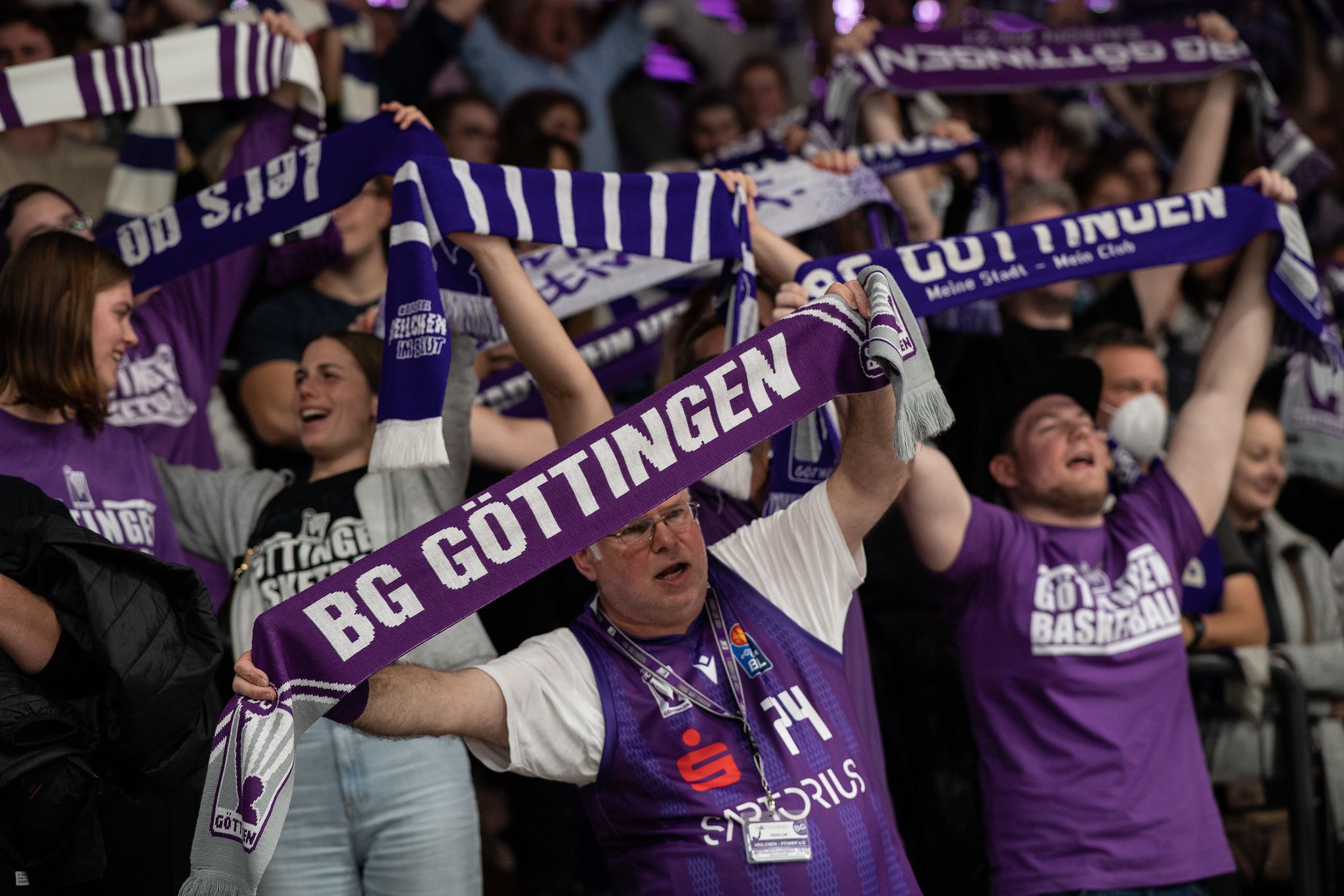 Fans Der BG Göttingen. Die Basketballer Haben Den Vorzeitigen Gruppensieg Im Europe Cup Verpasst.