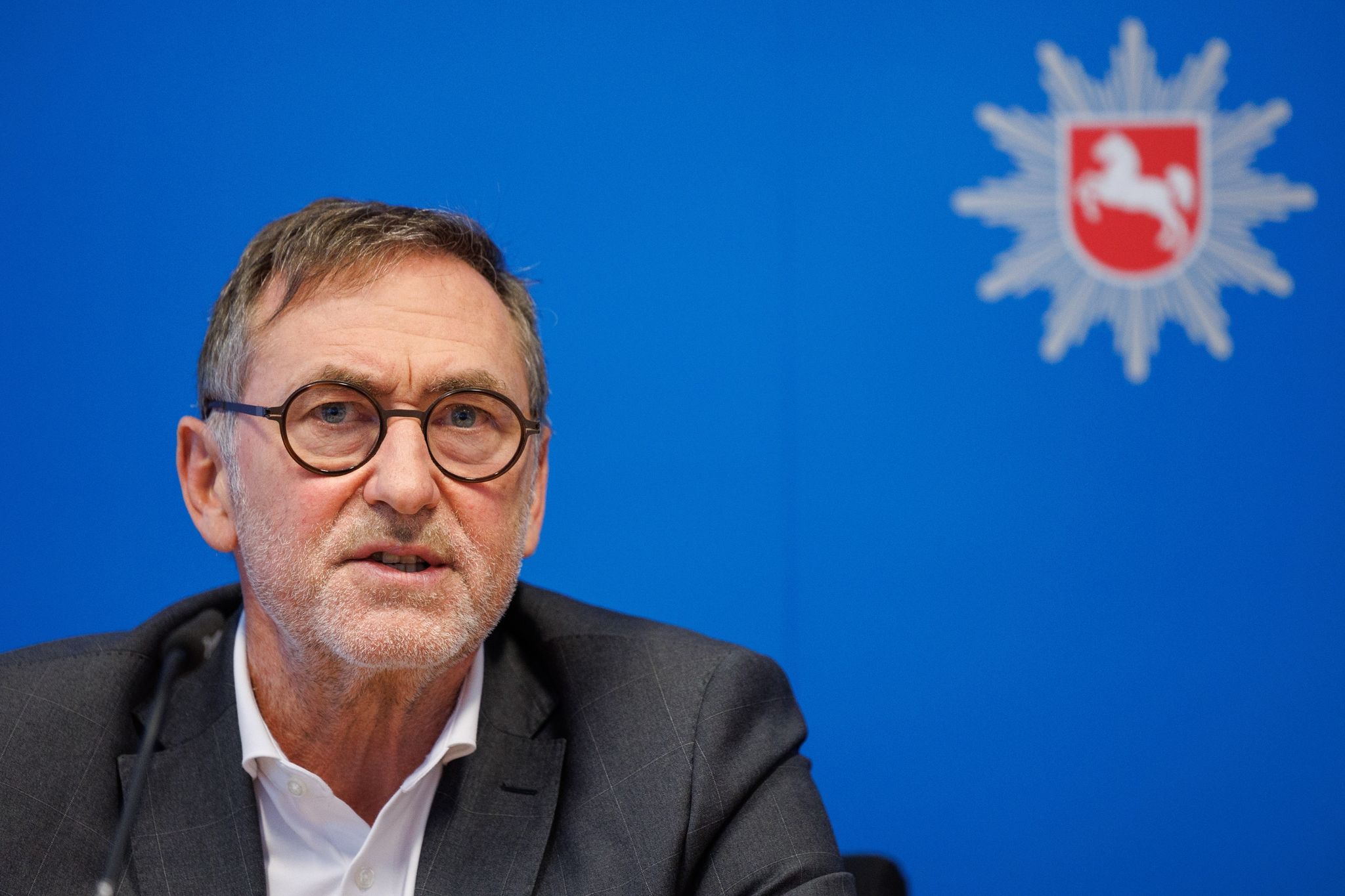 Michael Maßmann, Präsident Polizeidirektion Osnabrück, Spricht Bei Einer Pressekonferenz In Der Polizeidirektion Osnabrück.